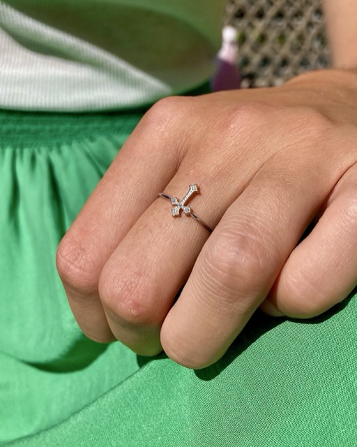 bague-croix-or-romy-aupiho-joaillerie bague-croix-or-romy-aupiho-joaillerie