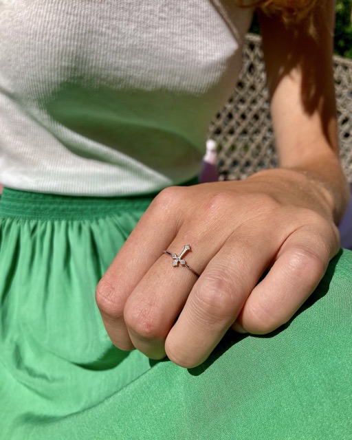 bague-croix-orblanc-romy-aupiho-joaillerie bague-croix-orblanc-romy-aupiho-joaillerie