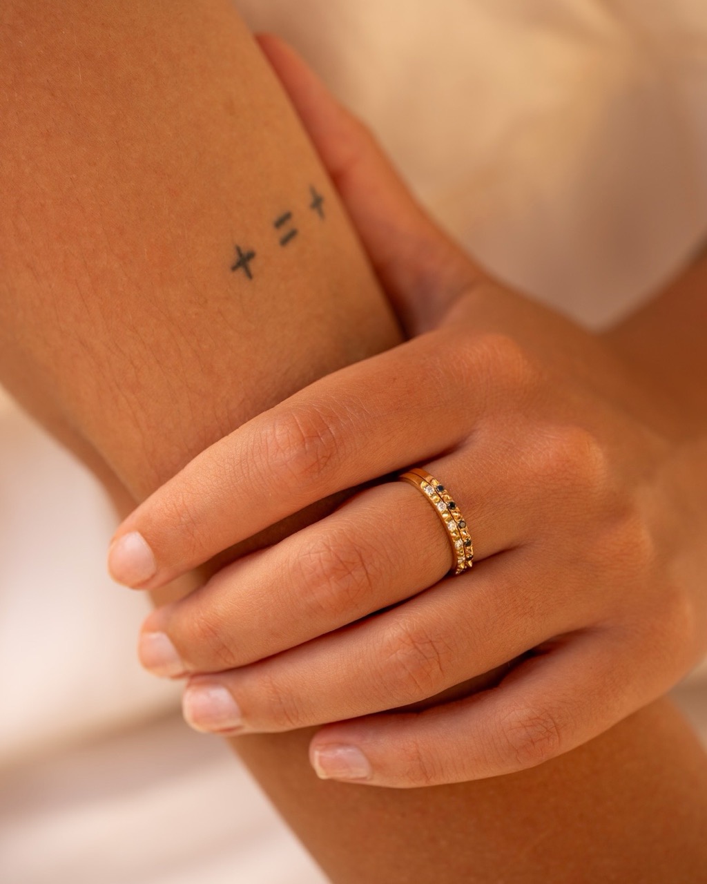 bague or et diamants or recyclé 18 carats rock me aupiho joaillerie bague or et diamants or recyclé 18 carats rock me aupiho joaillerie