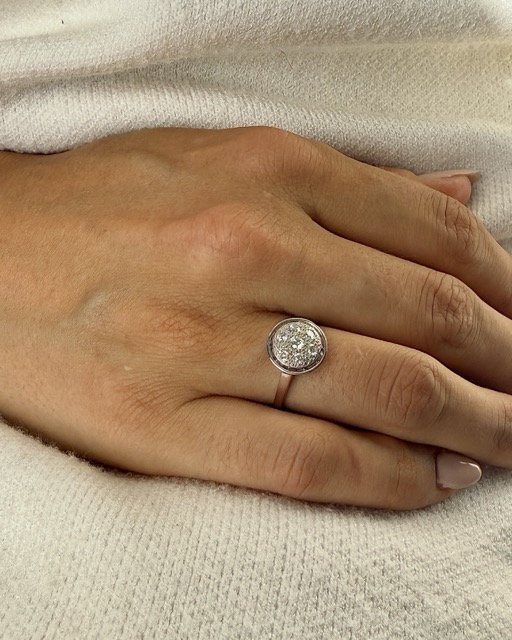 bague-diamants-orblanc-étincelle-aupiho-joaillerie bague-diamants-orblanc-étincelle-aupiho-joaillerie