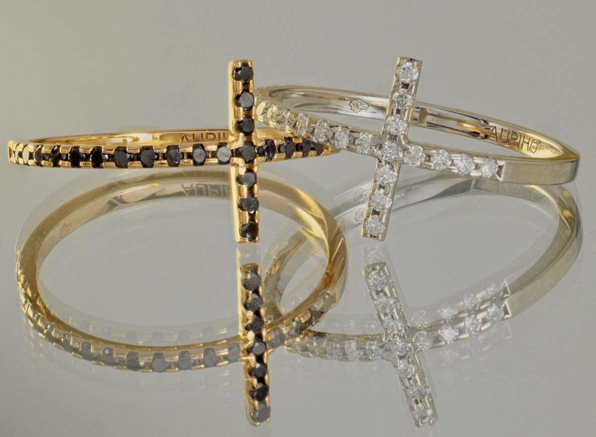 bague croix or recyclé 18 carats et diamants aupiho joaillerie bague croix or recyclé 18 carats et diamants aupiho joaillerie