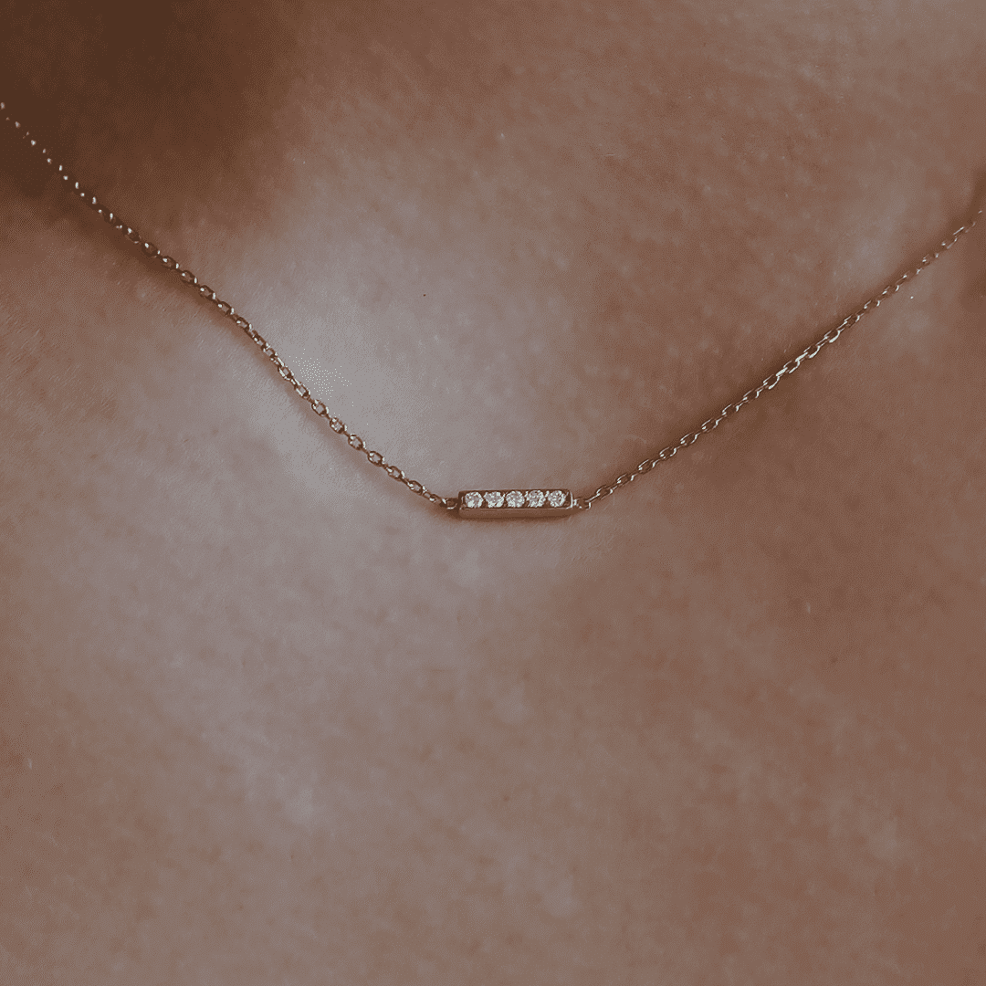 collier barrette or et diamants blancs or recyclé 18 carats aupiho joaillerie