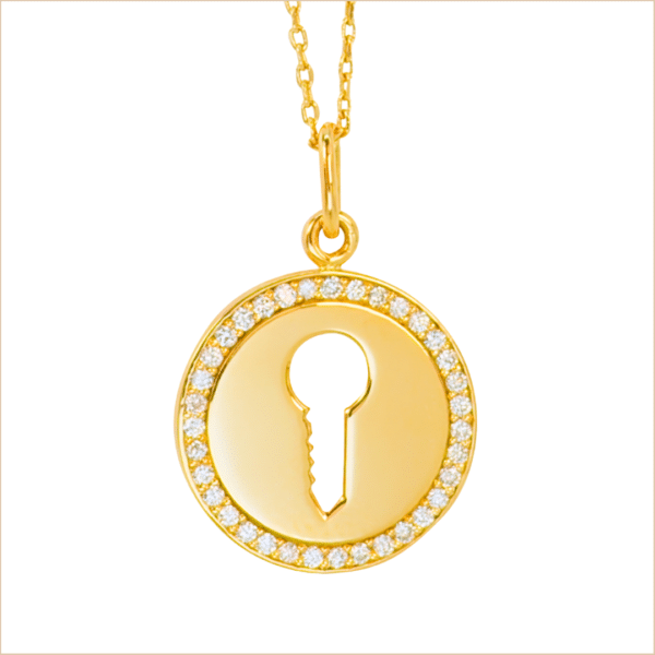 collier médaille clé sésame or jaune 18 carats recyclé diamants blancs aupiho joaillerie