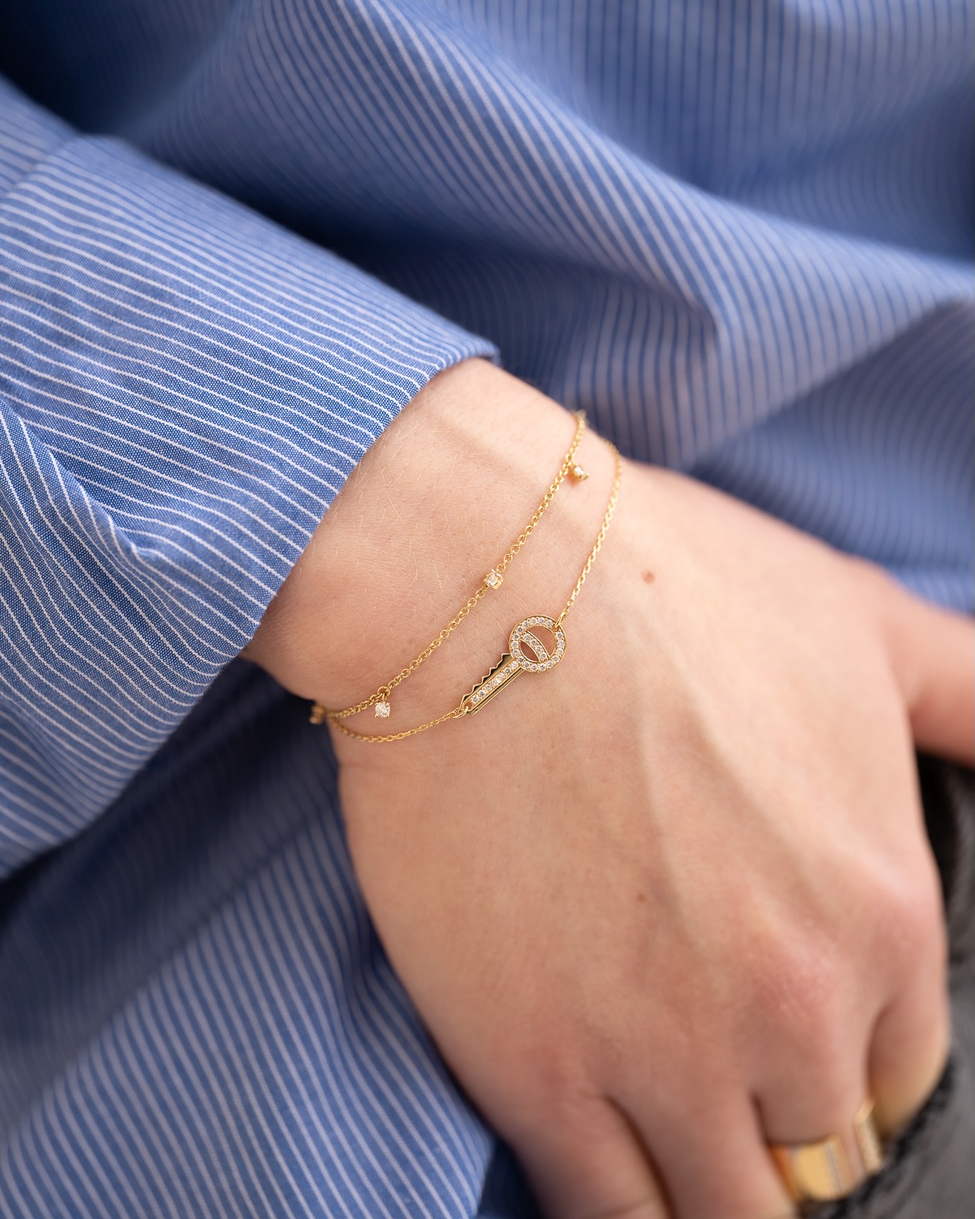 bracelet-pampilles-diamants-or-jaune-aupiho-joaillerie bracelet pampilles diamants blancs or jaune glam aupiho joaillerie