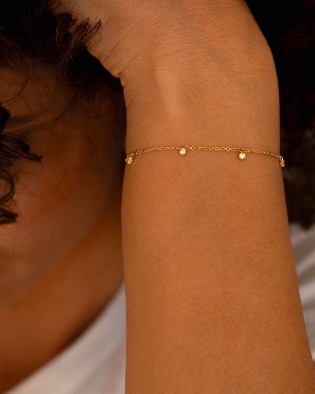 bracelet-pampilles-glam-t'm-orjaune-18carats-aupiho-joaillerie.jpeg - - bracelet glam pampilles or jaune 18k recyclé 5 diamants sertis aupiho joaillerie