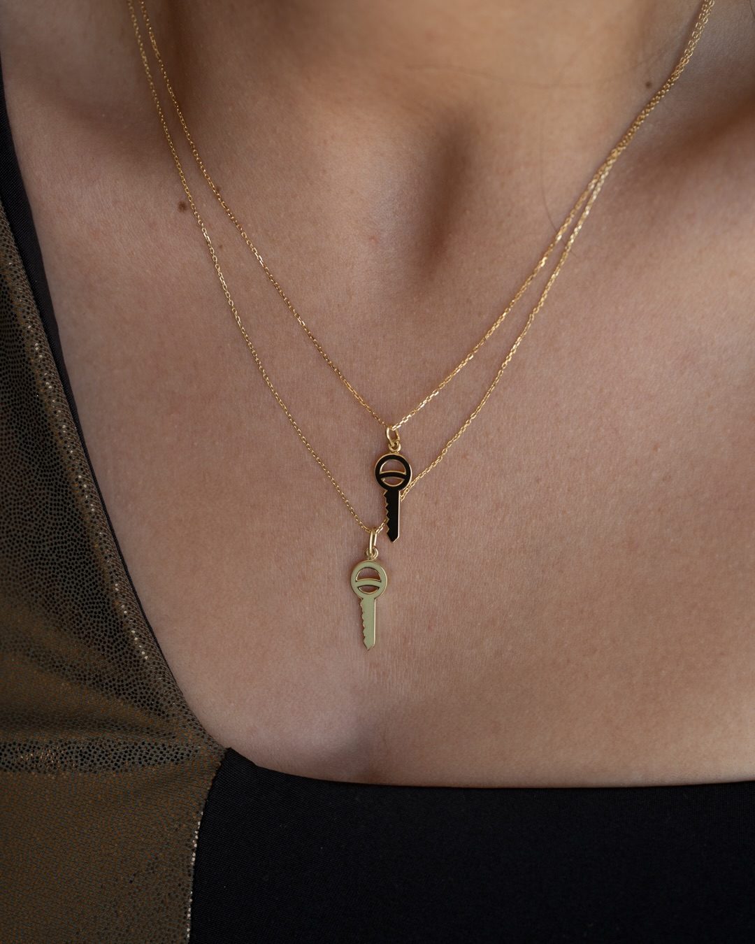 collier-or-jaune-clé-sésame-aupiho-joaillerie