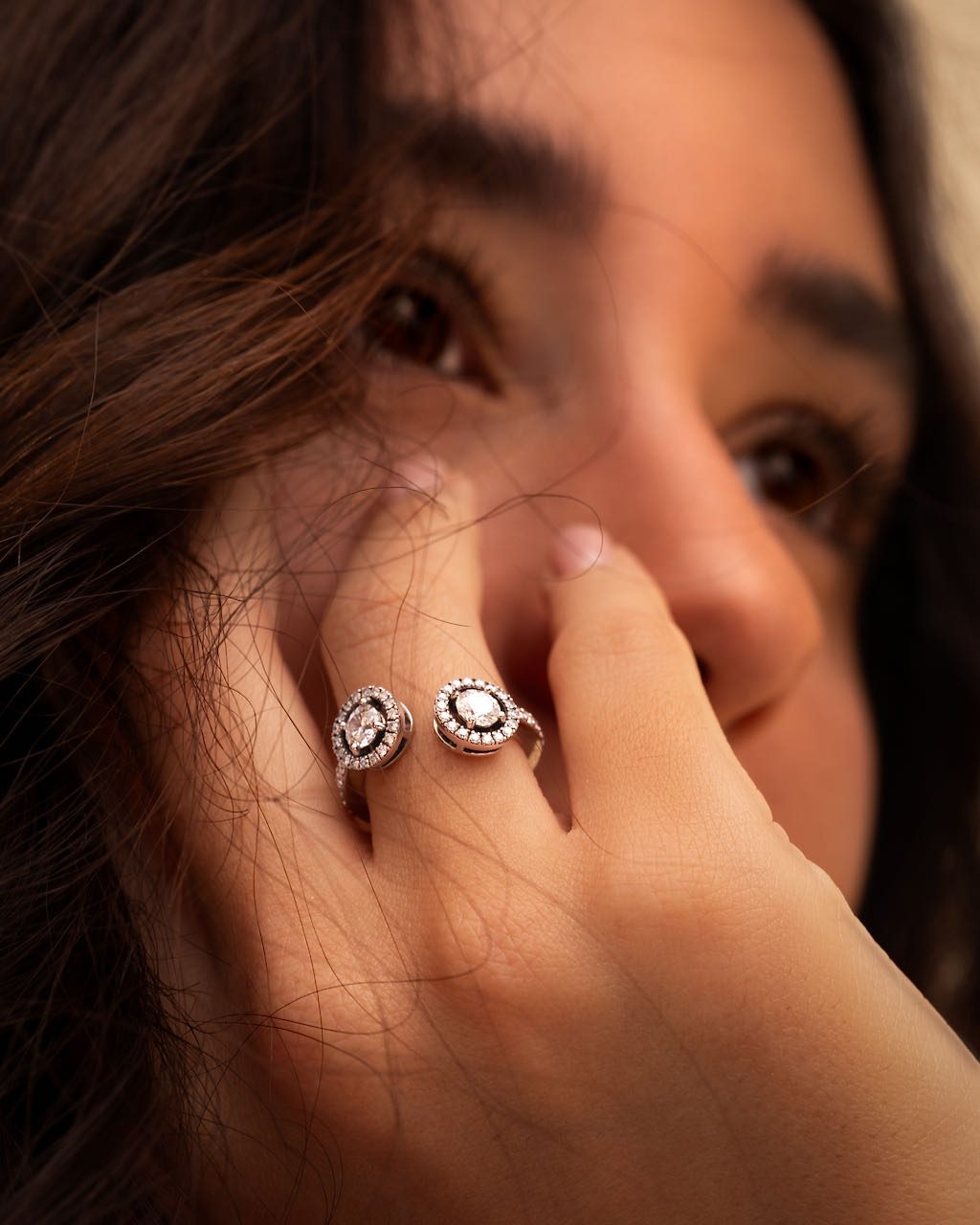 bague toi et moi fiançailles mariage or blanc diamants blancs or recyclé 18 carats toi et moi aupiho joaillerie bague toi et moi fiançailles mariage or blanc diamants blancs or recyclé 18 carats toi et moi aupiho joaillerie