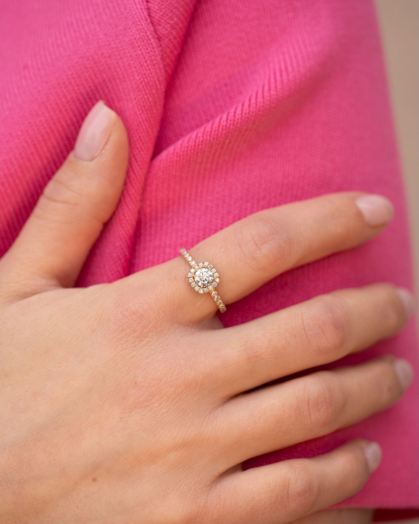 bague coussin diamants or jaune aupiho joaillerie