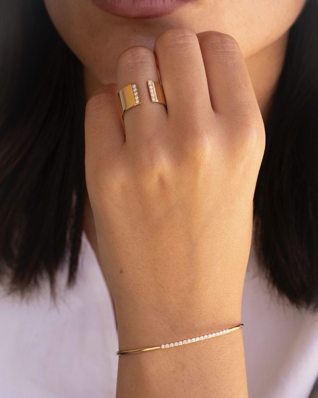 bague-large-or-jaune-18-carats-recycle-diamants-alexa-aupiho-joaillerie