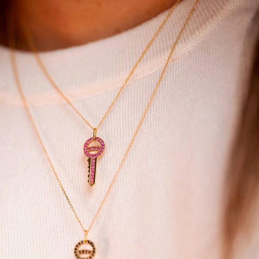 Collier clé saphirs roses or recyclé 18 carats Aupiho Joaillerie