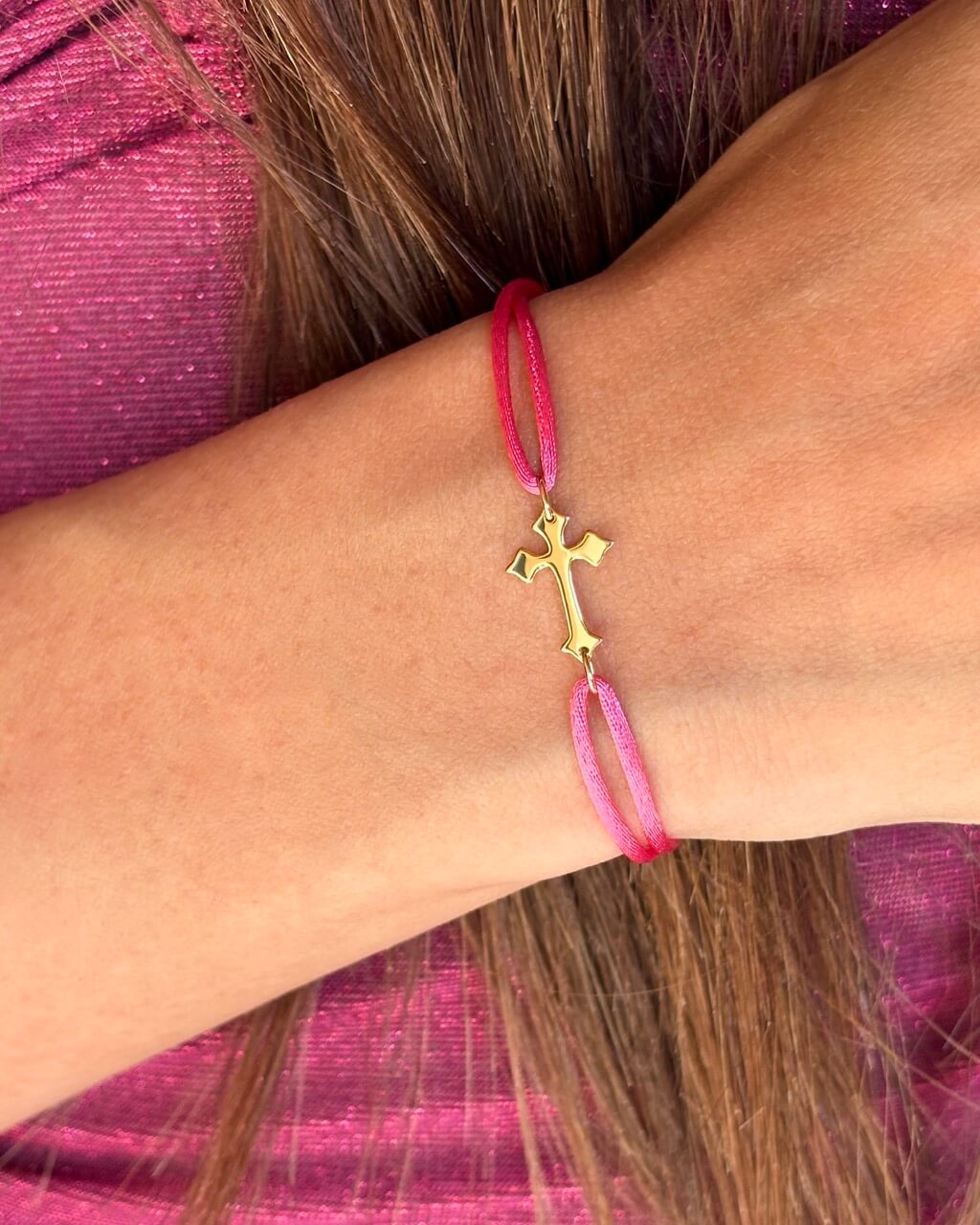 bracelet-cordon-croix-or-jaune-18-carats-recyclé-illusion-aupiho-joaillerie