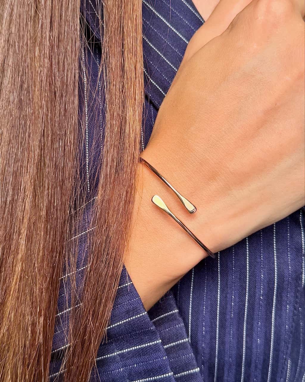 bracelet-jonc-flexible-or-18-carats-double-je-aupiho-joaillerie bracelet-jonc-flexible-or-18-carats-double-je-aupiho-joaillerie