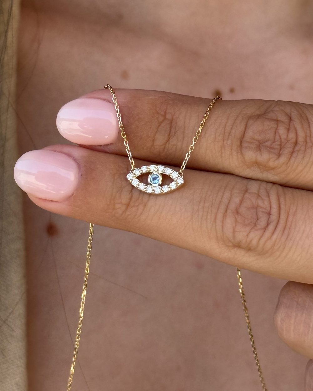 collier oeil diamants blancs aigue marine or 18 carats aupiho joaillerie