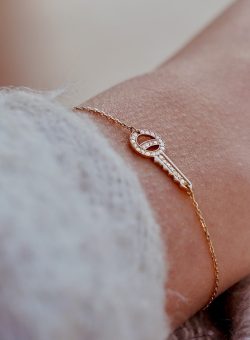 bracelet sesame cle or jaune diamants aupiho joaillerie